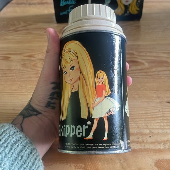 Vintage Barbie and Francie 1965 lunchbox - Picture 2 of 12